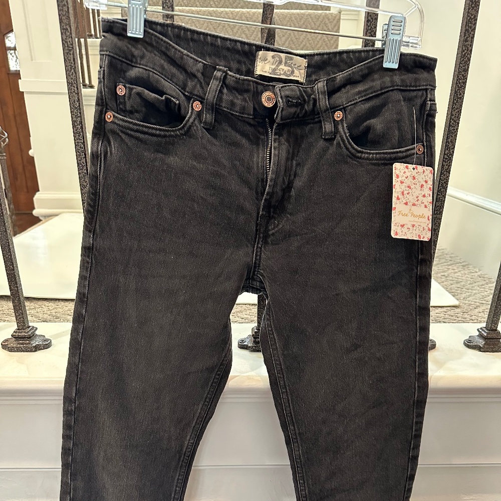 NWT Free People We the People Distressed Slim Jeans Sz 25